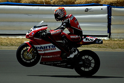 AMA Superbikes Race at Infineon